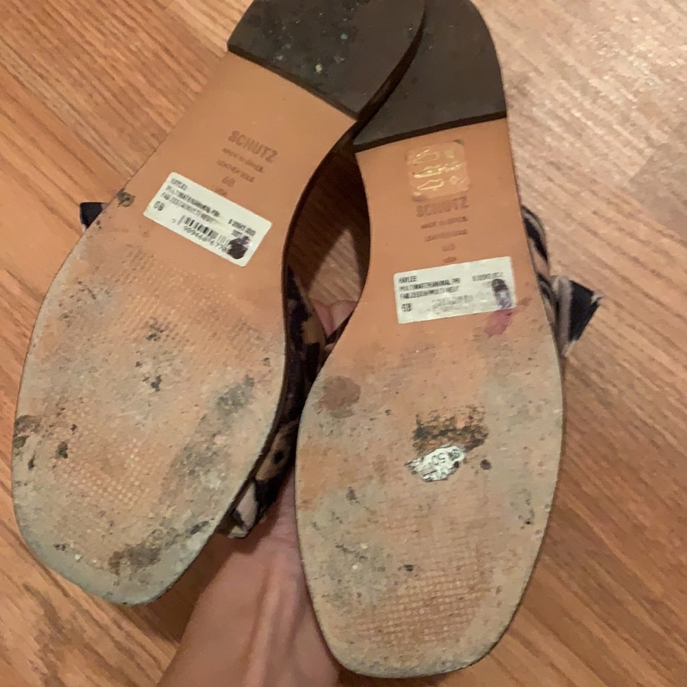 Schutz Slides Size 6 Leopard Print Detailing - image 4